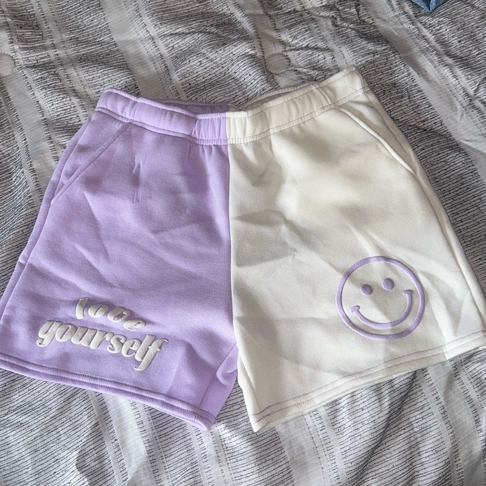 Very comfy cute shorts